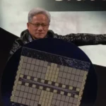 黃仁勳CES 2025重磅演講：AI新時代來臨，輝達引領機器人、自動化與車用AI晶片革命